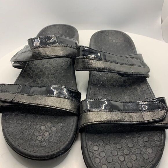 Vionic Black Sandal - Picture 2 of 6